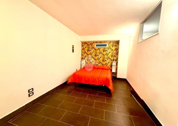 5 locali in affitto
