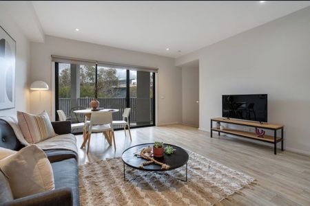 20/11 Troward Harvey Way, - Photo 4