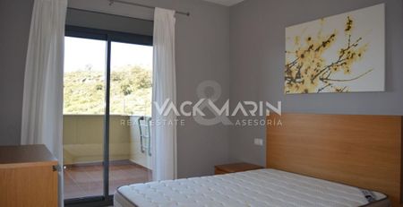 Apartment in Bahia Las Rocas - Photo 4