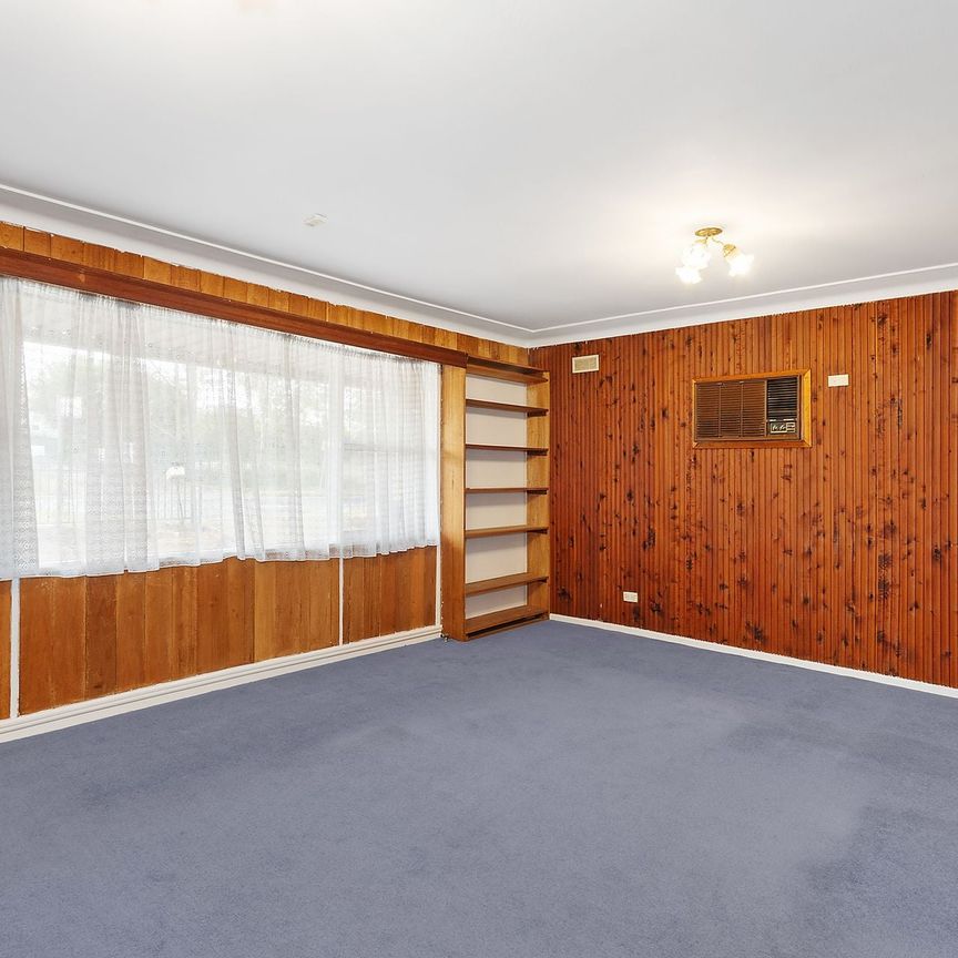Neatly presented three-bedroom home - Photo 1