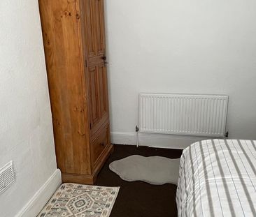 Room in a Shared House, Harold Road, B16 - Photo 4