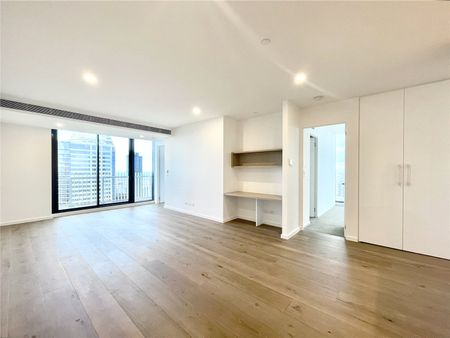 5308/560 Lonsdale Street - Photo 3