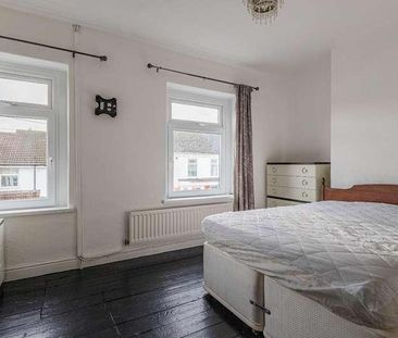 Andrew Road, Penarth, CF64 - Photo 4