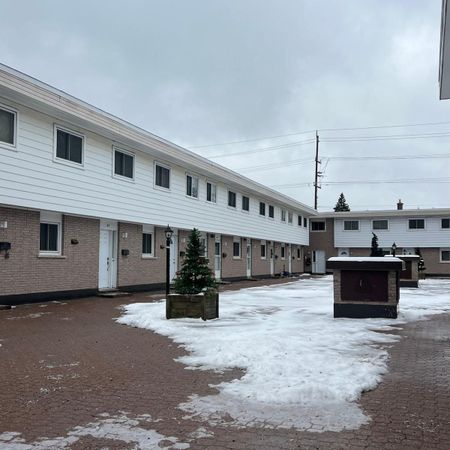 For Lease - 55 Hadley Circle, Bells Corners and South to Fallowfield, Ontario - Photo 4