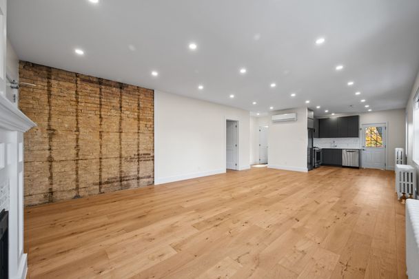 For Lease - 2461 Queen Street Unit# 4, Toronto, Ontario - Photo 1