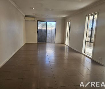 Convenient location - Photo 1