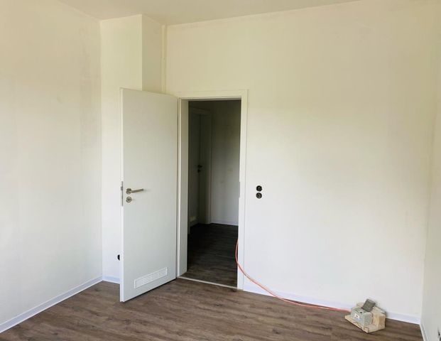 Schöne 2-Zimmerwohnung ab sofort frei - Foto 1