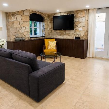 Logement meublé 2 chambres à Laval | Disponible immédiatement - Photo 4