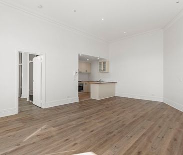 10/56 Beach Road, Hampton VIC 3188 - Apartment For Rent | Domain - Photo 4