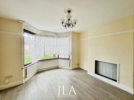 3 bedroom semi-detached house to rent - Photo 2