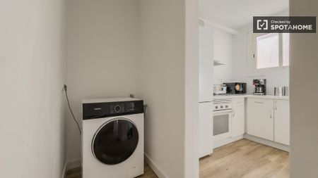 barcelona, Catalonia 08906 - Photo 5