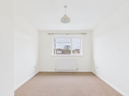 The Gardens, Feltham,TW14 - Photo 5