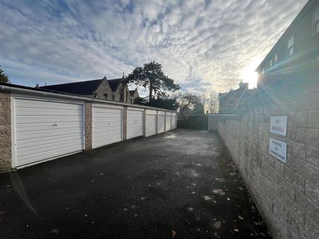 Flat 7 Sycamores, 4 Queens Road, Weston Super Mare - Photo 4