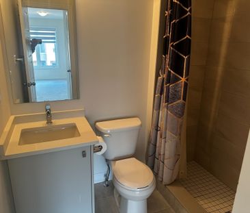 For Lease - 25 Delano Way, Newmarket, Ontario - Photo 4