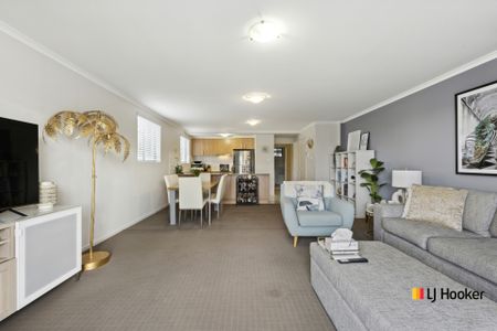 Modern 2-Bedroom Apartment in Belconnen - Photo 3