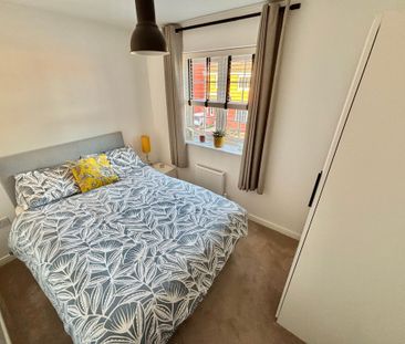 Waxwing Gardens, Nuneaton, CV11 - Photo 5