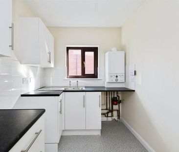 1 bedroom retirement property to rent - Photo 1