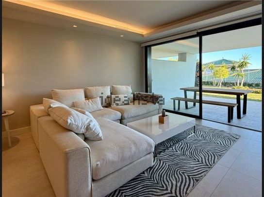 Alquiler de piso en Urbanizacion n Andalucia 23d, 30 - Photo 1