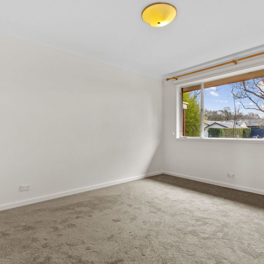 Studio flat in a sought-after locale - Photo 1