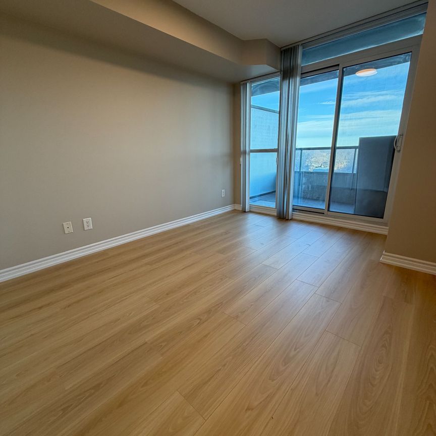 For Lease - 35 Hollywood Avenue Unit# 801, Toronto, Ontario - Photo 1