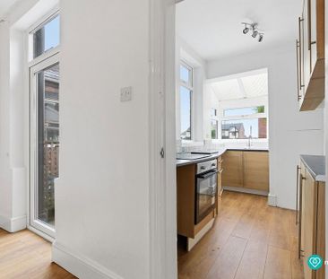 3 bedroom terraced house to rent - Photo 6