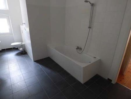 Traumhafte Familien- Altbauwohnung in bester Kiezlage! - Photo 3