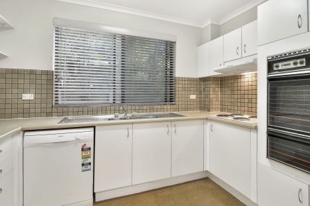 11/2 Rodborough Avenue, 2065, Crows Nest Nsw - Photo 2