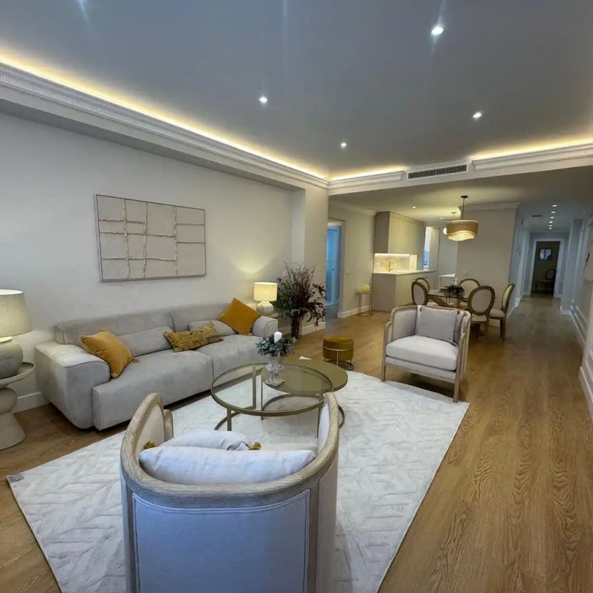 Piso de alquiler en Del Principe de Vergara 122, Castellana - Foto 1