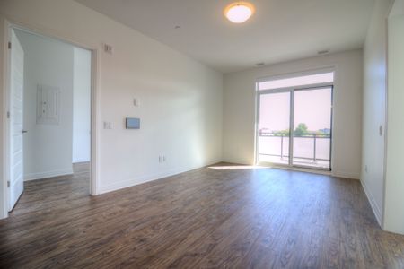 For Lease - 95 Dundas Street Unit# 121, Oakville, Ontario - Photo 5