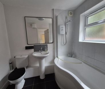 2 bedroom terraced house to rent - Photo 6