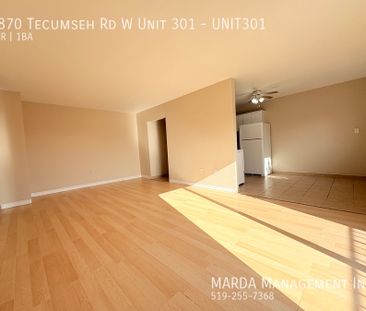 SPACIOUS 1-BEDROOM/1BATH APARTMENT AT PRIME LOCATION + HYDRO - Photo 5