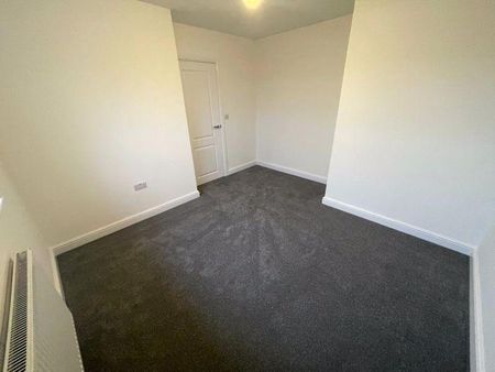 4 bedroom property to rent - Photo 4