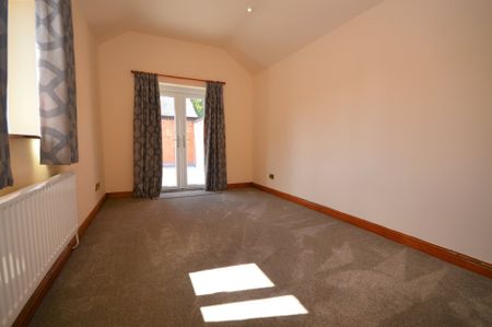 Berkeley Road South, Earlsdon, Coventry, CV5 6EE - Photo 3