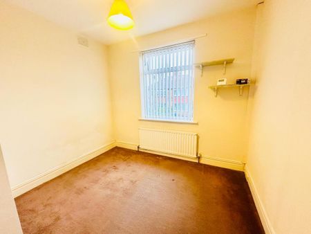 5 bedroom semi-detached house to rent - Photo 5