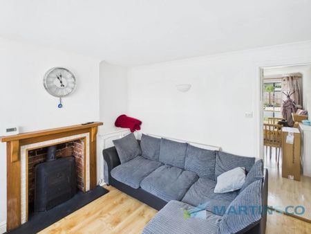 2 bedroom terraced house to rent - Photo 3
