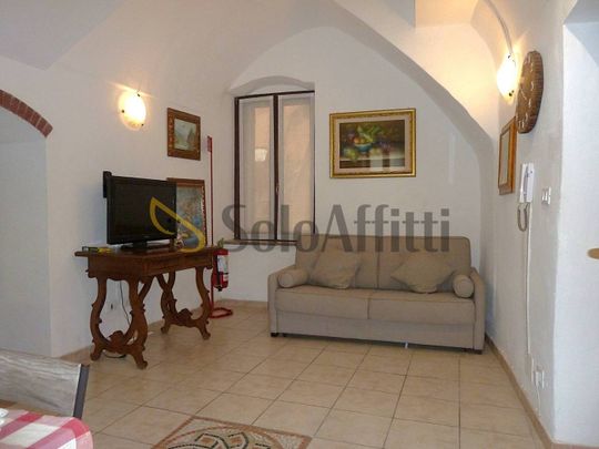 Trilocale via Luca Spinola 1, Centro Storico, Sanremo - Foto 1