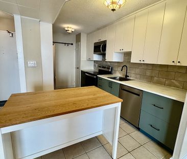 One bathroom condo at 1785 Frobisher Lane - Photo 2