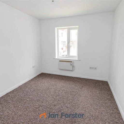 2 Bedroom Flat - Photo 1