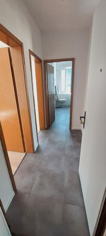 Charmant appartement rénové au 2ème étage de 2,5 pièces à Pont-de-la-Morge (Sion) - Foto 5
