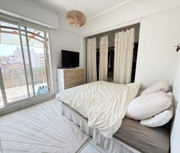 Location Appartement 2 pièces 59m² NICE 06000 - Photo 4