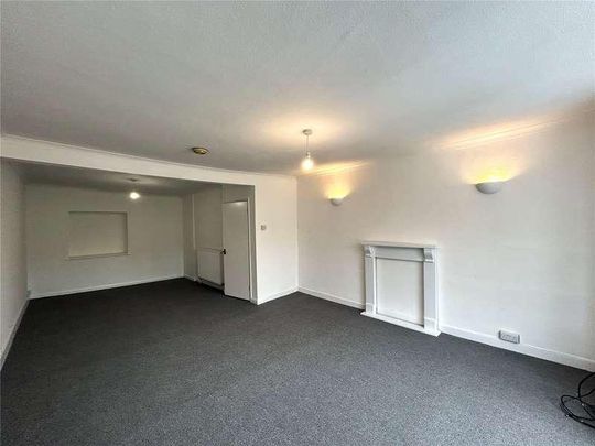 Silver Street, Ilminster, Somerset, TA19 - Photo 1