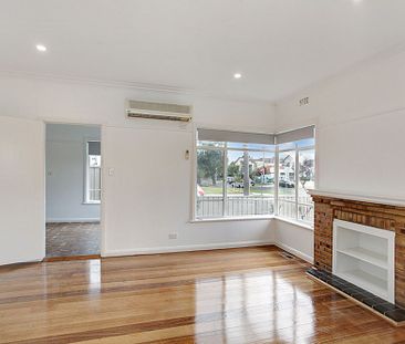 Lawn Mowing/Gardener Included! - Photo 1