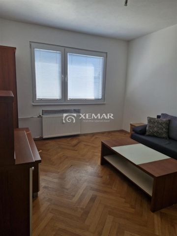 3 izbový byt na prenájom 60m2, Obrancov mieru, Detva - Fotografia 2