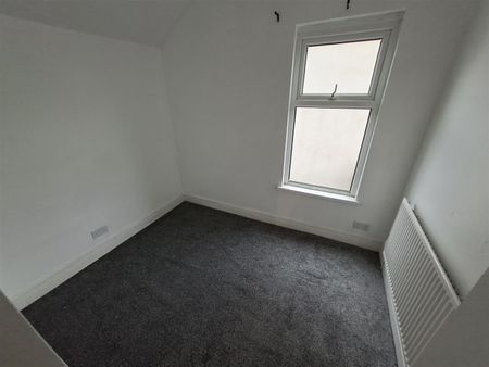 Clarence Place, Cardiff - Photo 2