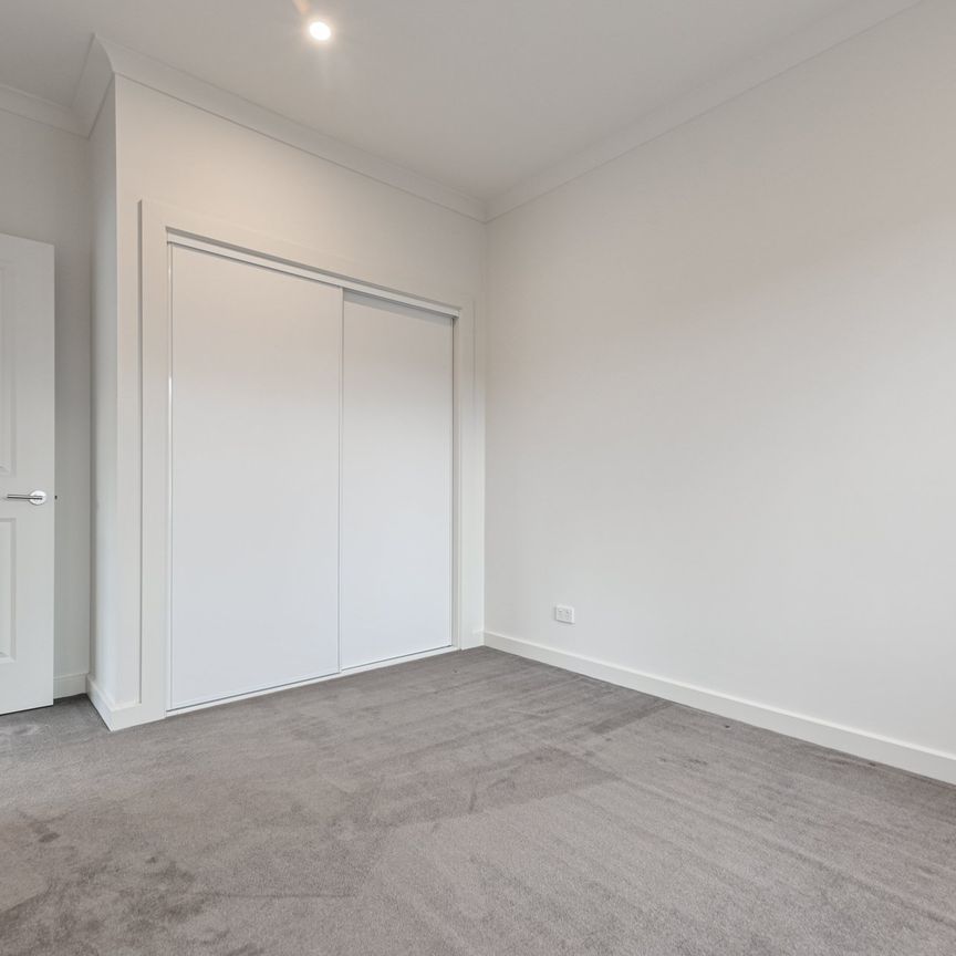 6/27 Silverley Road, Croydon - Photo 1