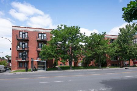 4745 Queen Mary Road - Photo 5