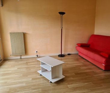 Location Appartement 1 pièce 31m² LE CREUSOT 71200 - Photo 2