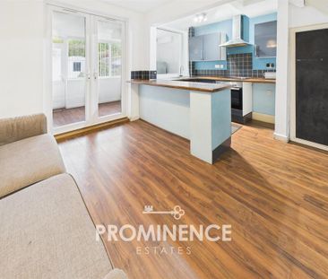 3 bedroom semi-detached house to rent - Photo 5