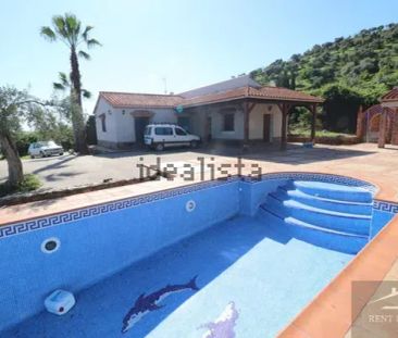 Alquiler de casa o chalet independiente en Coin - Photo 1