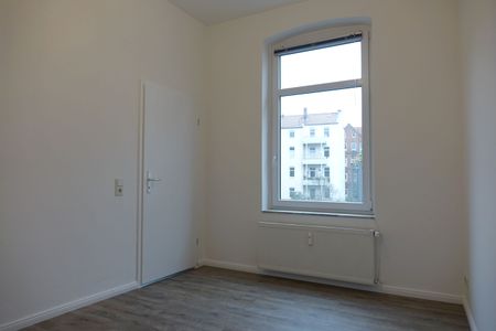 Modernisierte & helle 2-Zimmer-Altbauwohnung in zentrumsnaher Lage - Photo 4